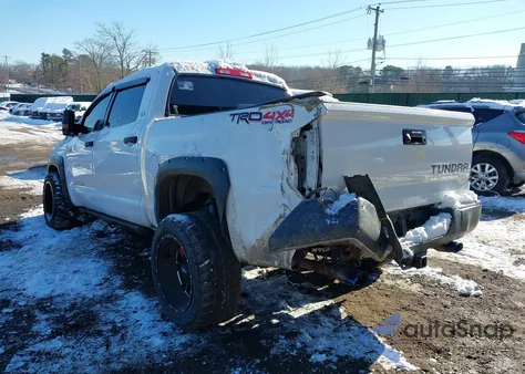 2014 Toyota Tundra Sr5 5.7L V8 z USA, uszkodzony, nr VIN 5TFDY5F18EX412754